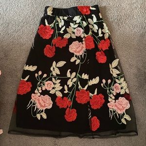 Roz and Ali embroidered flower midi skirt